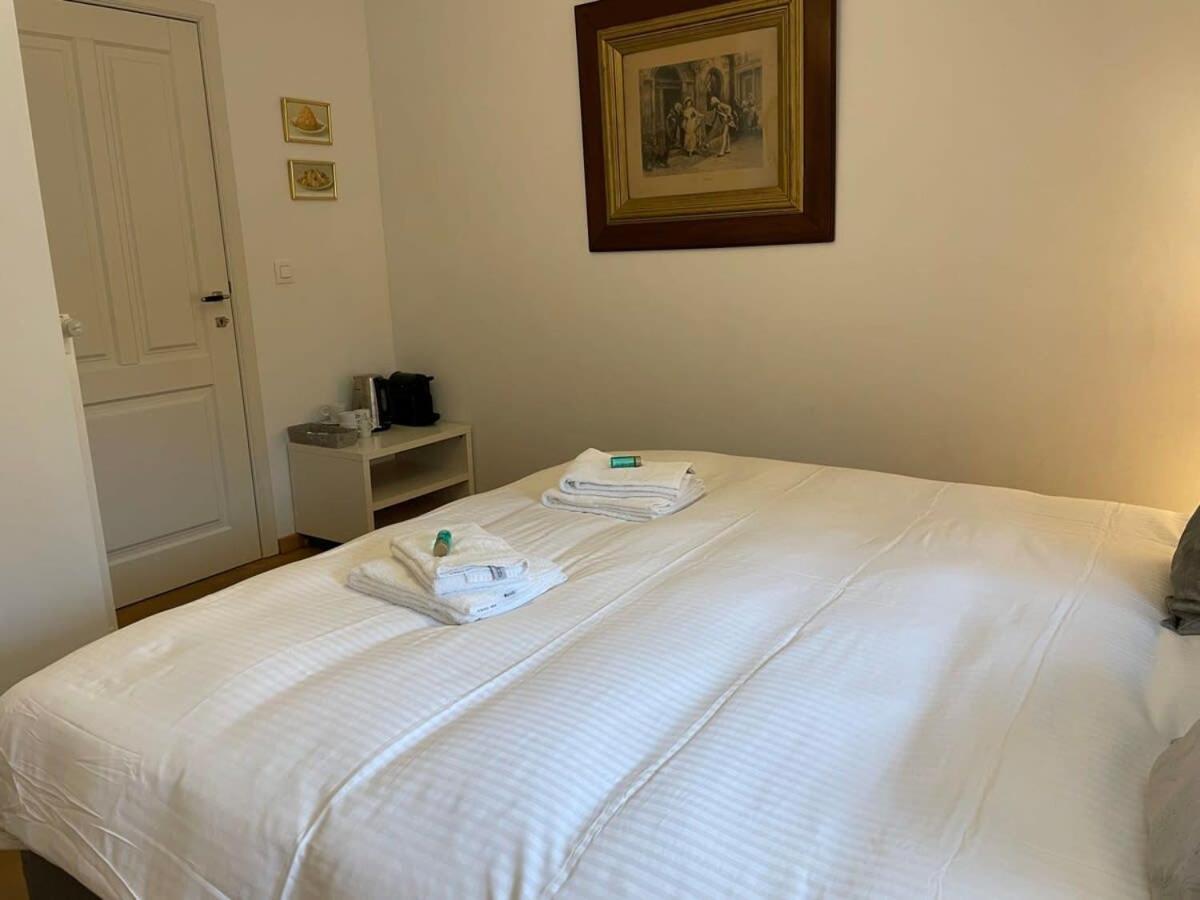 Huswell - Two Guest-Rooms In Stylish Villa - Free Bikes Bruges Exterior photo