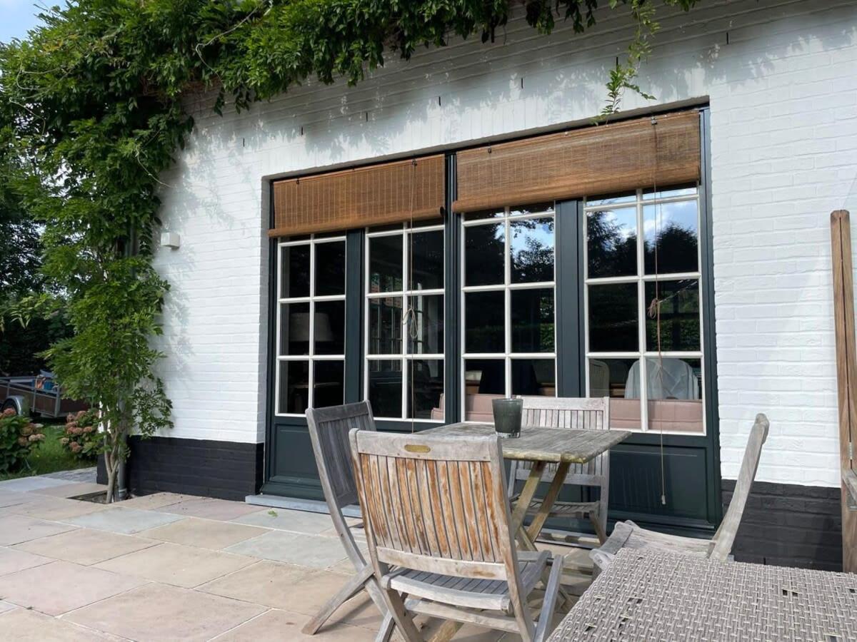Huswell - Two Guest-Rooms In Stylish Villa - Free Bikes Bruges Exterior photo