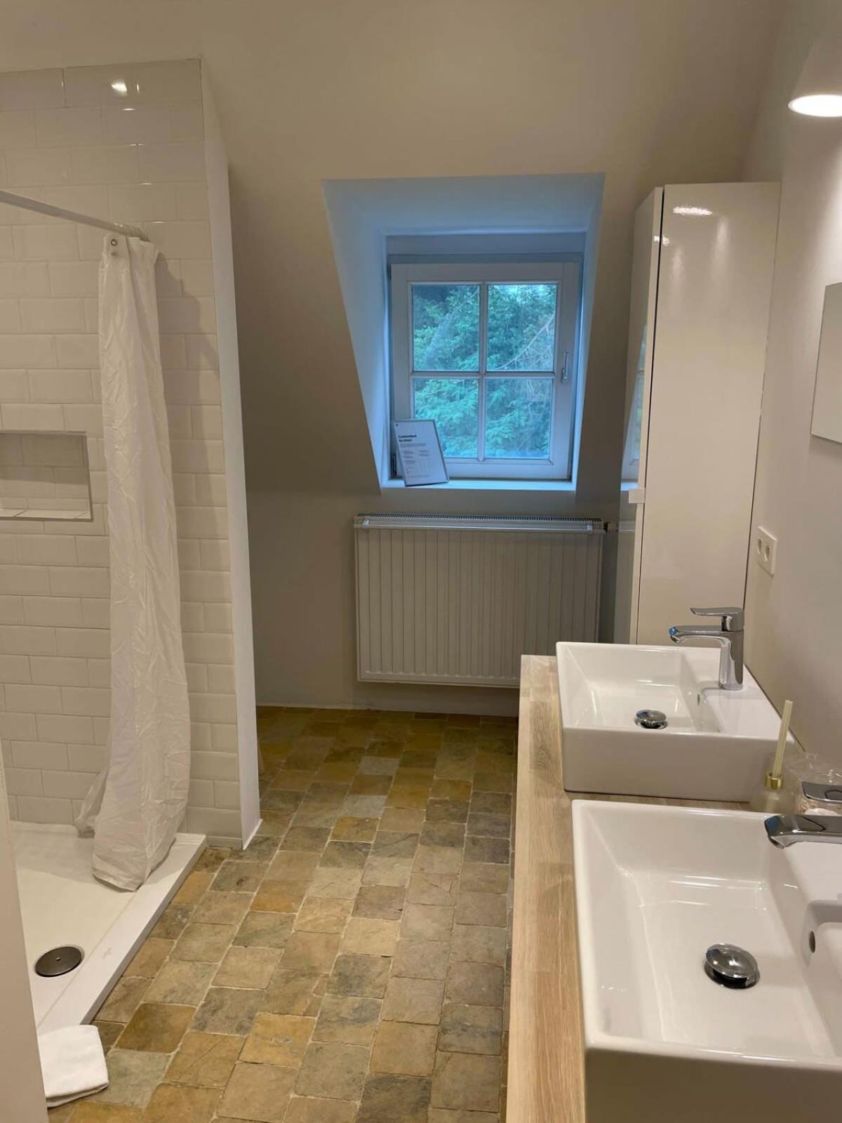 Huswell - Two Guest-Rooms In Stylish Villa - Free Bikes Bruges Exterior photo